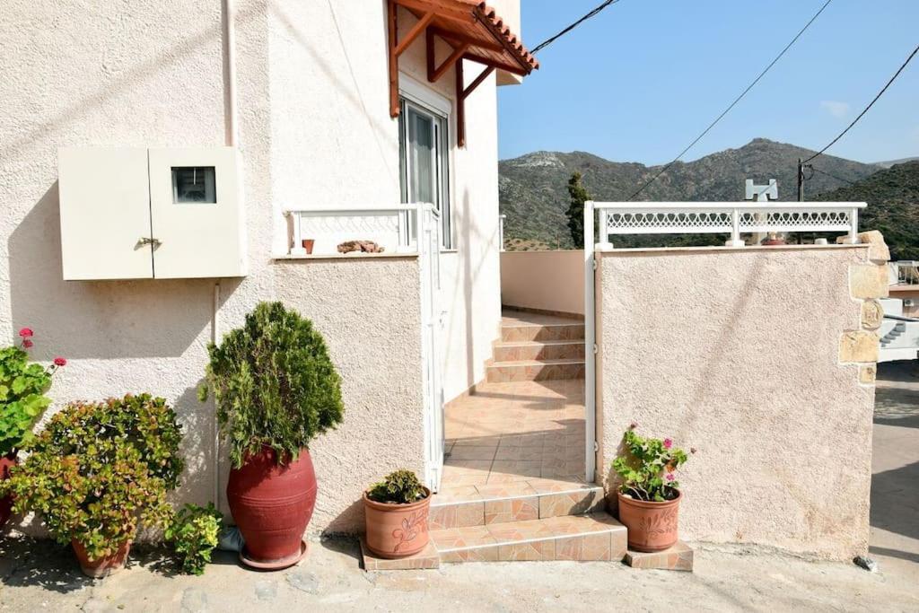 Rosa 'S House Apartamento Palekastro Exterior foto